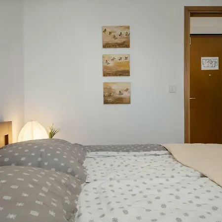 Elena - Luxury Apartment With Garage דירה *